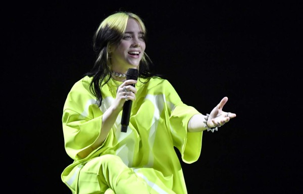 LOS ANGELES, CALIFORNIA - JANUARY 23: Billie Eilish performs onstage at Spotify Hosts 'Best New Artist' Party at The Lot Studios on January 23, 2020 in Los Angeles, California. Frazer Harrison/Getty Images for Spotify/AFP== FOR NEWSPAPERS, INTERNET, TELCOS & TELEVISION USE ONLY ==