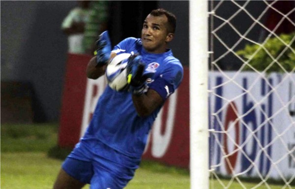 Donis Escober sobre su error: 'En el rebote no calculé bien'