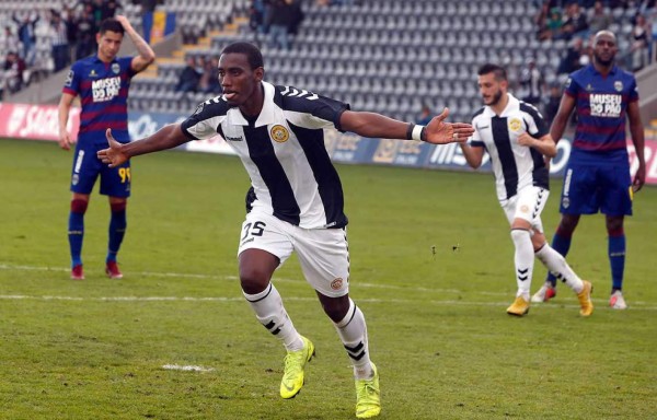 Bryan Róchez convocado por Fabián Coito para el Honduras - Ecuador