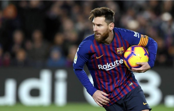 Barcelona tropieza en casa contra Valencia por la Liga Española