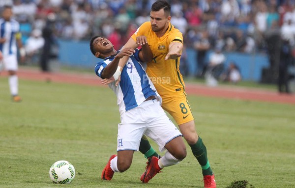 Periodista colombiano sobre el Olímpico: 'No se puede jugar en semejante potrero'