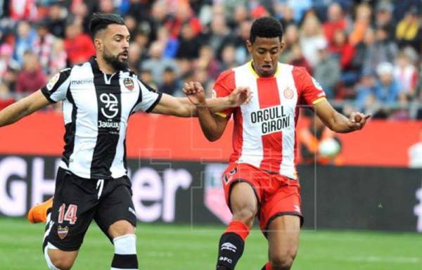 El Girona del Choco Lozano se mantiene en la pelea por la Europa League