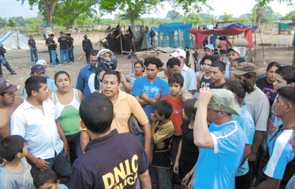 Sacan a invasores del acuífero Sunseri