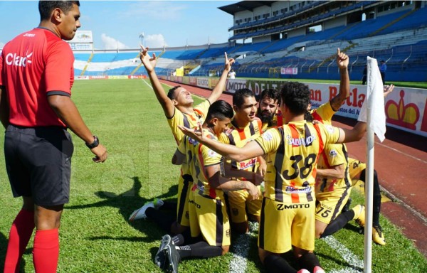 Real España certifica la goleada sobre Marathón y está cerca de la final