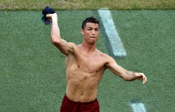 'Hat-trick' de Muller impulsó a Alemania en goleada a Portugal