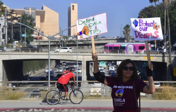 En vilo más de 38,000 'dreamers” hondureños acogidos en el Daca