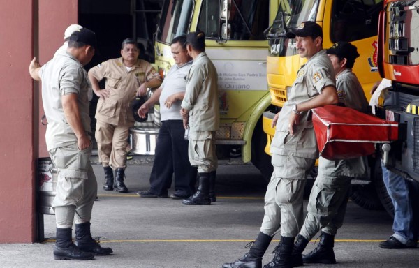 Bomberos sampedranos fueron mandados al basurero y a los peajes