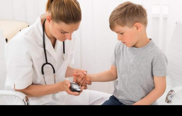 Una guía para controlar la diabetes infantil durante la COVID-19&nbsp;&nbsp;