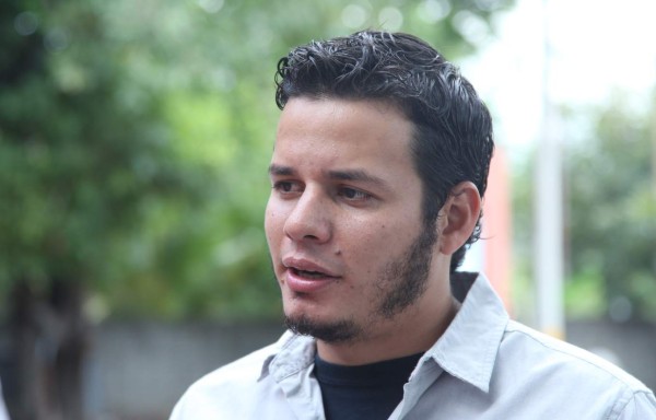 Ligan a mujeres a quema de bus y amenazas en Unah-vs