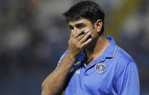 Fallece madre el entrenador argentino Diego Vázquez