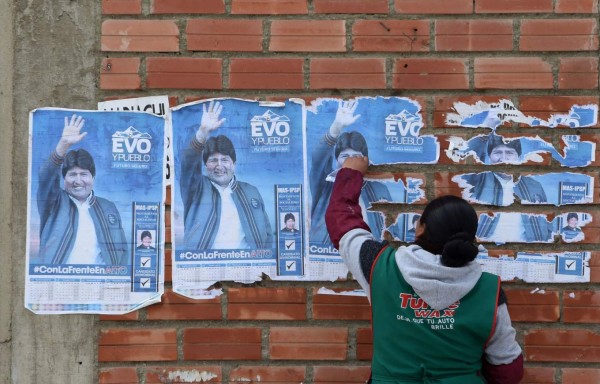 Evo Morales llega a Paraguay para esperar autorización hasta México