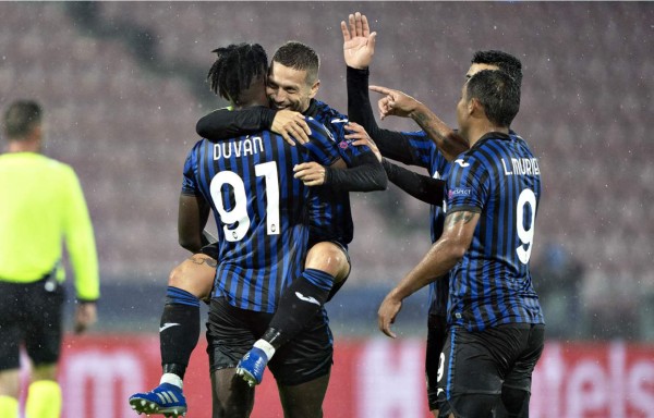 El Atalanta debutó en la Champions 2020-21 con goleada al Midtjylland de Dinamarca. Foto AFP