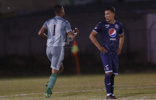 ¡Sorpresa! Portero Gerson Argueta ingresó como delantero en el Real de Minas - Motagua