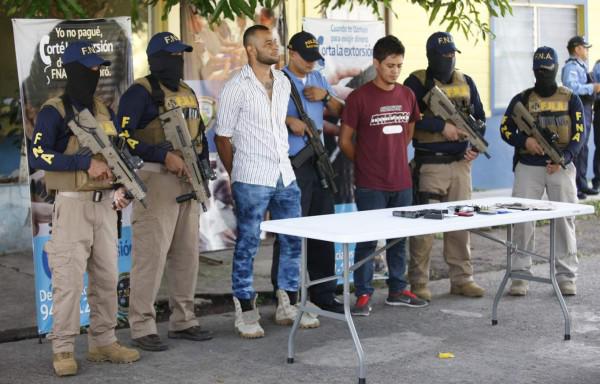 ¿Quién era Caballo Loco, pareja de La Patrona del Mal, capturada en San Juan Pueblo?