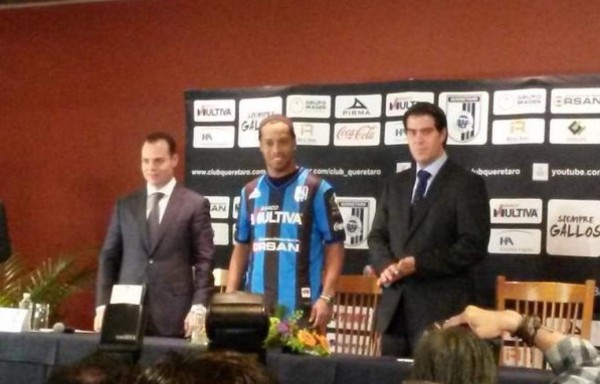 Ronaldinho: 'Me falta ganar un título en México, por eso vine'