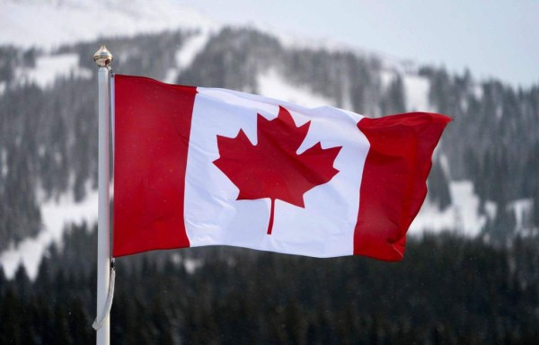 Anuncian más de 430,000 empleos vacantes en Canadá