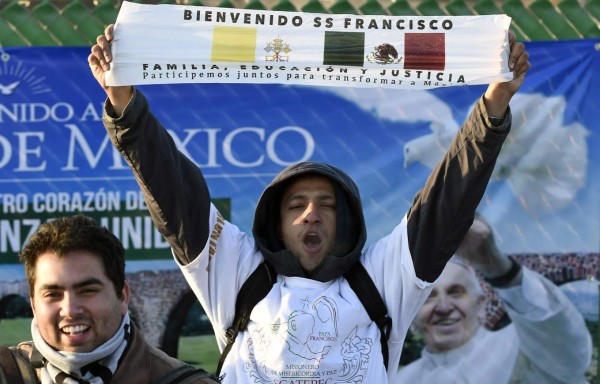 'Que no haya que emigrar para soñar”, pide el Papa