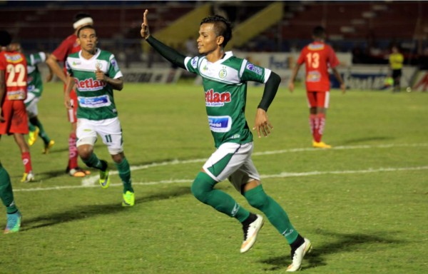 Juticalpa da la sorpresa y vence al Vida en su casa