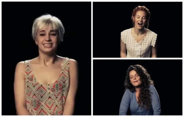 Video: Intentan cantar en una posición incómoda