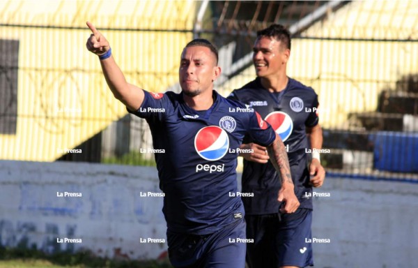 Erick Andino marcó el gol para la victoria del Motagua sobre el Vida.