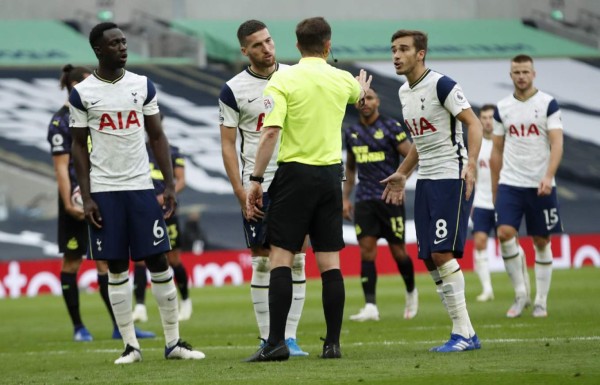 Video: El Tottenham deja escapar el triunfo al minuto 96