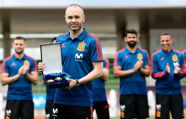 Iniesta no descarta seguir en la selección de España tras el Mundial
