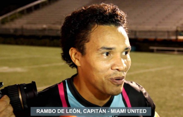 Rambo de León fue nombrado el mejor de la temporada del Miami United