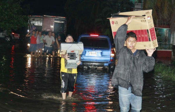 Honduras: Al menos tres muertos y dos jóvenes desaparecidos por lluvias