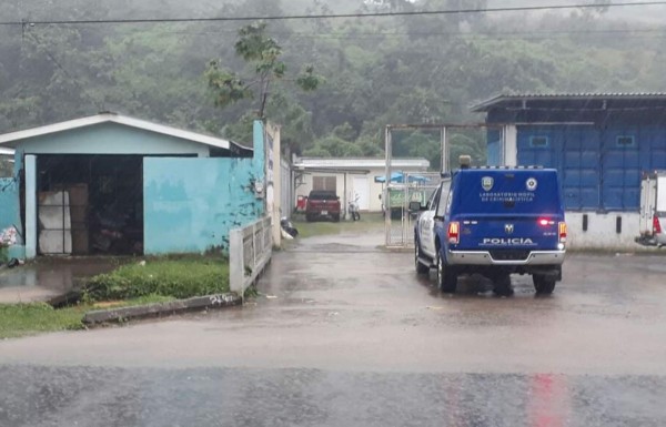 Encuentran muerto a vigilante dentro de un taller en La Ceiba