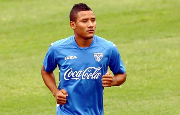 Luis Garrido convocado por Ever Alvarado para la Copa Oro