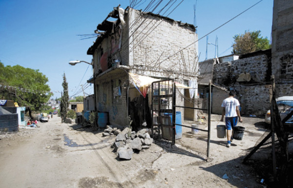 Dos millones sin agua en el Distrito Federal