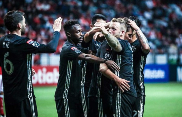 Sporting Kansas City, con asistencia de Roger Espinoza, vuelve a ganar al Toluca y está en cuartos de Concachampions