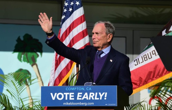 Bloomberg promete proteger a dreamers y reformar sistema de inmigración