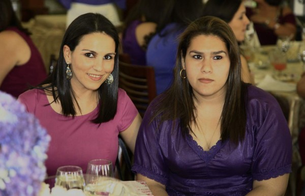 Karina Dieck despide su soltería