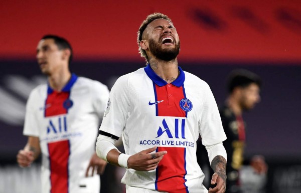 Neymar marcó un gol, pero no pudo evitar el empate del PSG ante Rennes. Foto AFP