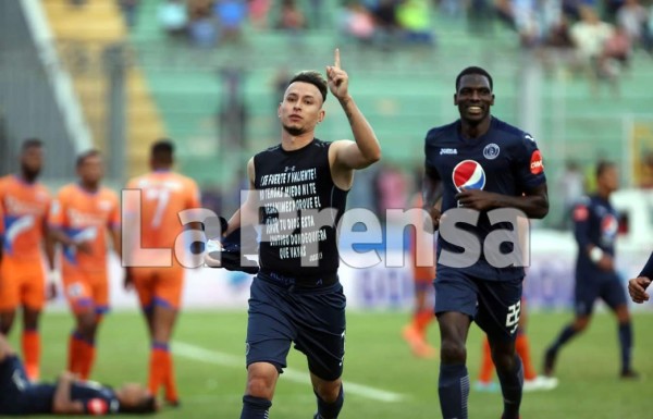Motagua supera a la UPN y acecha al líder Olimpia