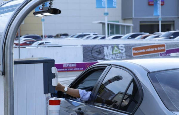 Ley que regula cobros en parqueos pasa primer debate en el Congreso Nacional