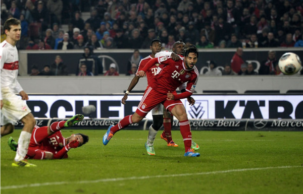 El Bayern amplía liderato con un golazo de chilena de Thiago Alcántara
