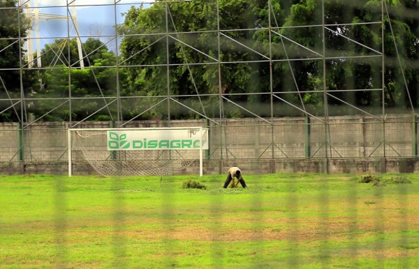 Así de descuidado está el estadio del Marathón por falta de dinero