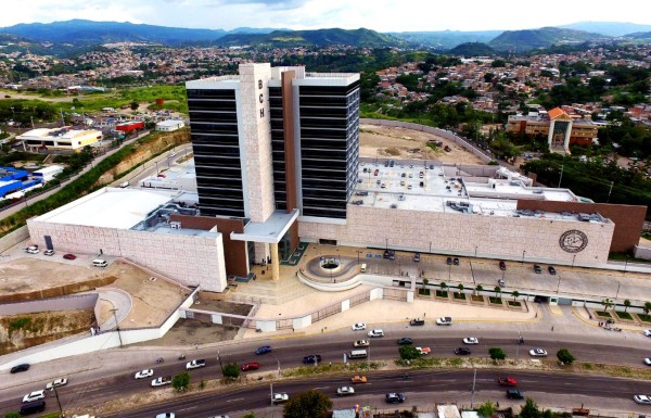 Banco Central de Honduras inaugura su moderno edificio