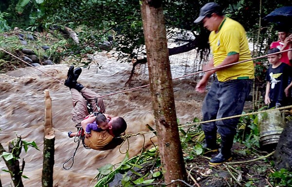 'Tuve miedo, gracias a Dios rescaté a las niñas”