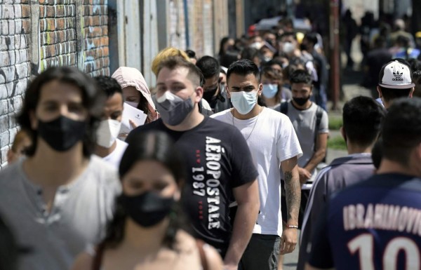 México planea regresar a clases presenciales a finales de agosto pese a repunte de covid