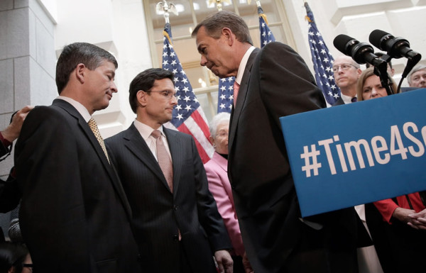 Republicanos presentan plan de corto plazo para elevar techo de la deuda