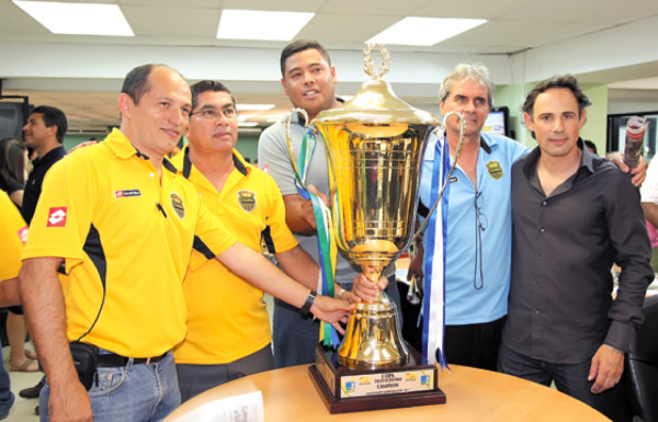 La Máquina trajo la copa