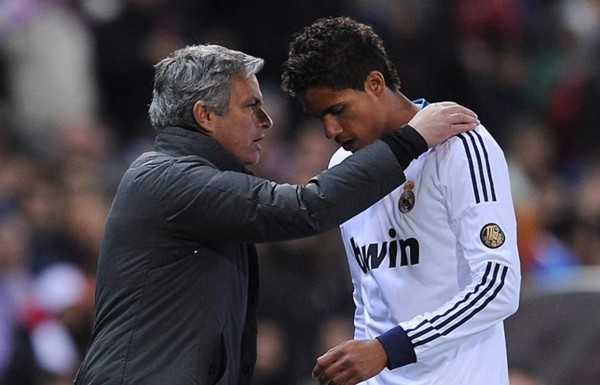 Varane: 'Mourinho me dio una patada en el cu..'
