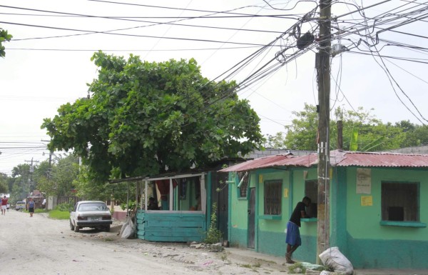 Robaviviendas tienen en zozobra a vecinos de la colonia Guillén