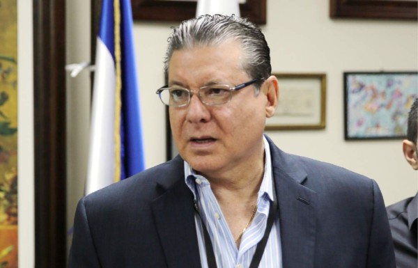 Inscriben dos veces al mismo candidato