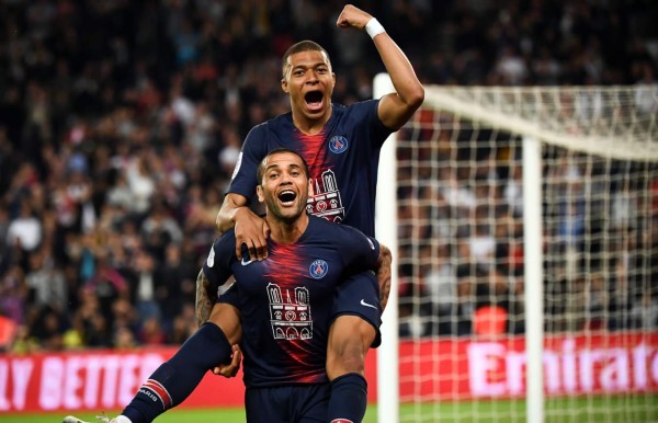 Mbappé se exhibe con un triplete y el PSG se corona campeón de la Ligue 1