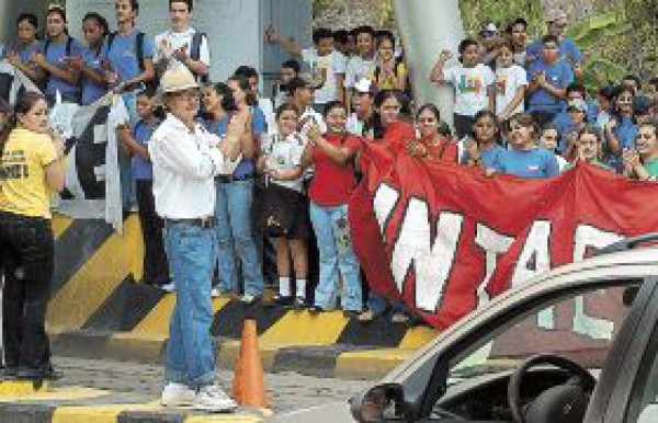 'Que siga, que siga la construcción del Intae”