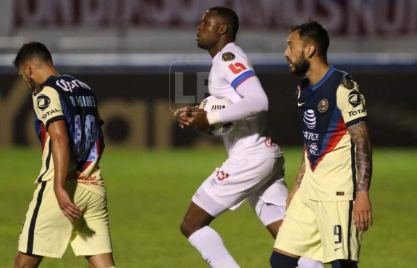 Arboleda se disculpa con 'Chucho' López y recibe fuertes comentarios de aficionados del América